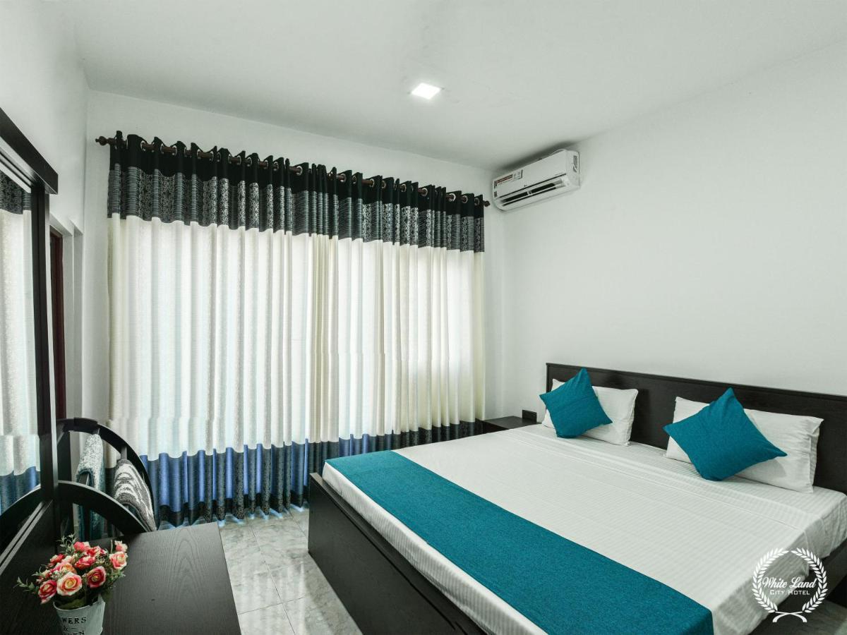 White Land City Hotel Dambulla Exteriér fotografie