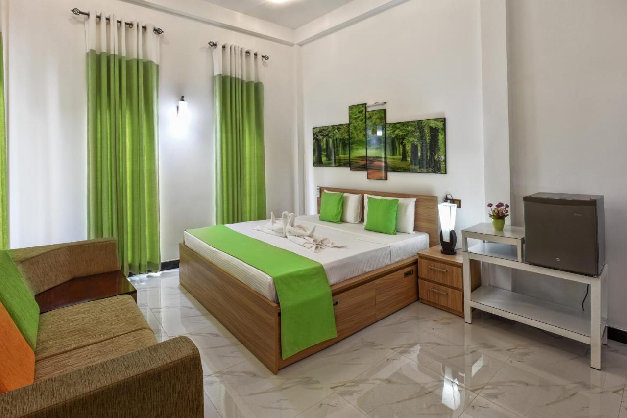 White Land City Hotel Dambulla Exteriér fotografie