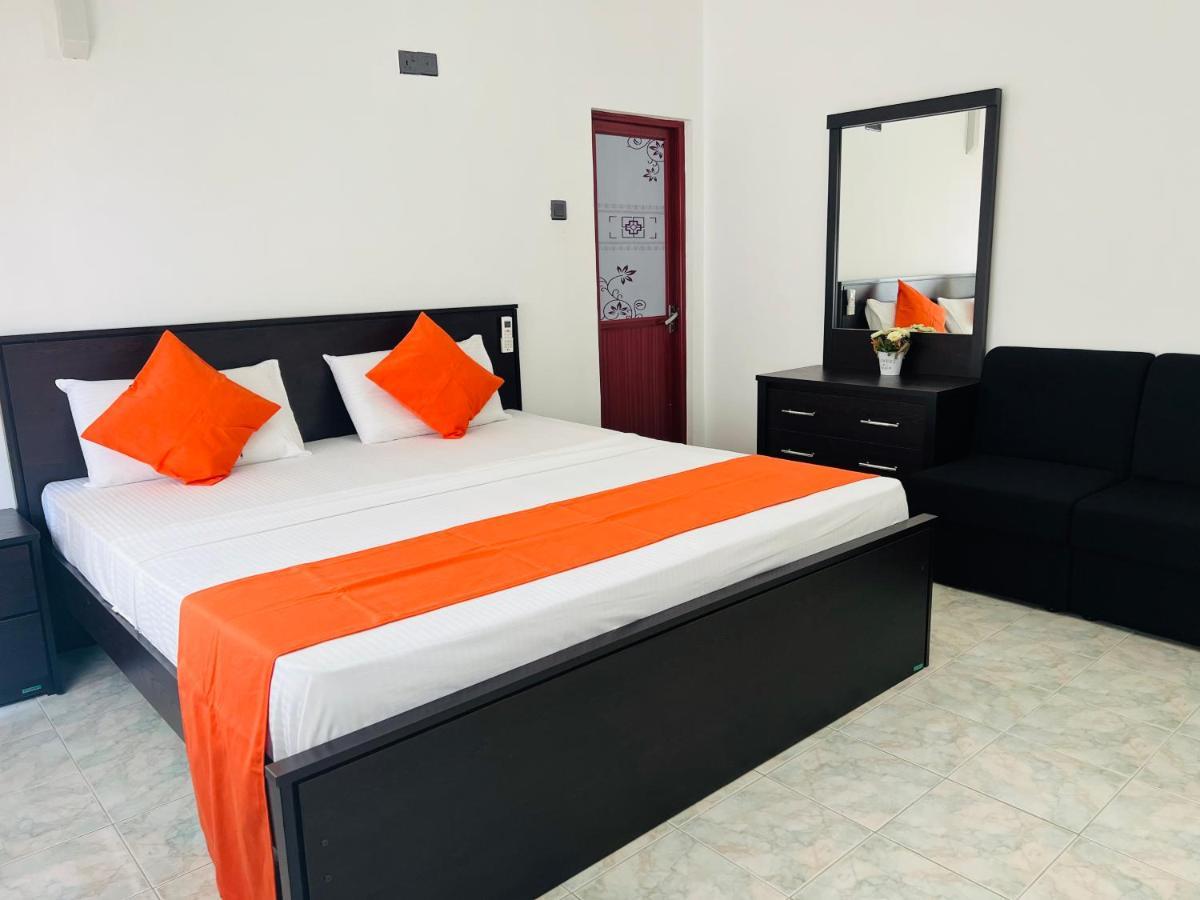 White Land City Hotel Dambulla Exteriér fotografie
